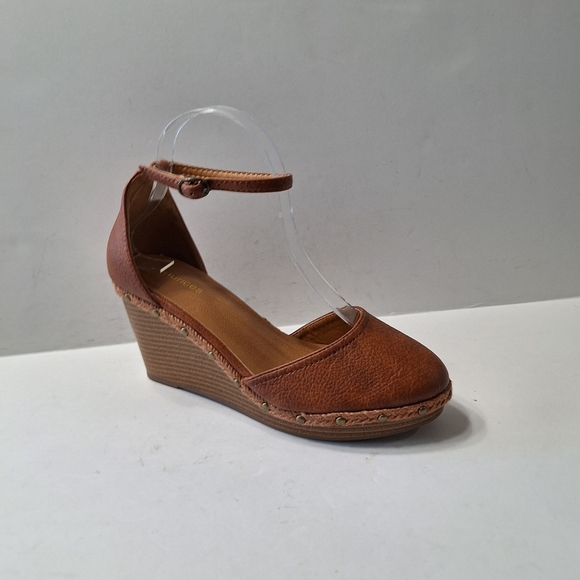 Maurices NEW Preppy Brown Vegan Leather Platform Wedge Heels Size 7.5 - Picture 1 of 15
